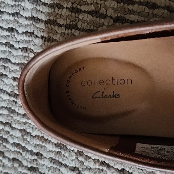 Clarks Men\'s Loafer     Size 9M main image 8